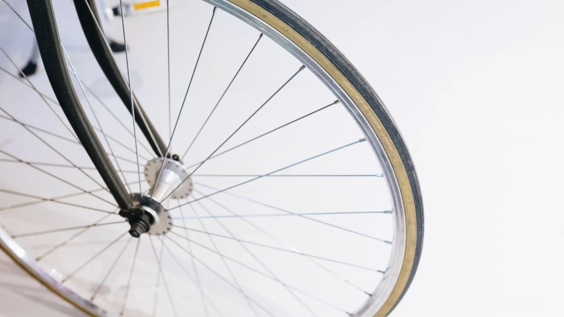 Un vélo pour illustrer le fait d'ouvrir une franchise en milieu rural.