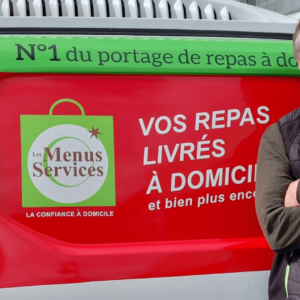 Romuald Vaur, Franchisé les Menus Services