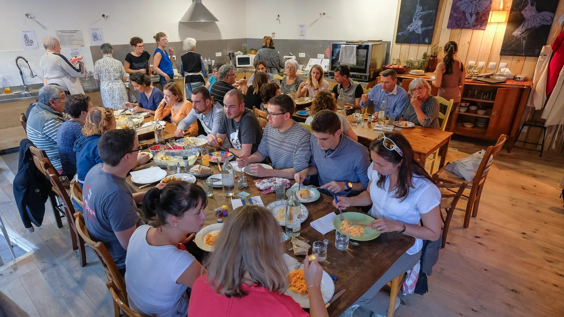 Les Petites Cantines permettent de recréer du lien social