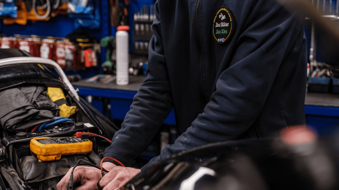 Un atelier de franchisé doc'biker.