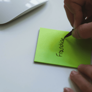 Un postit franchiseur pour illustrer l'apport de l'animateur réseau