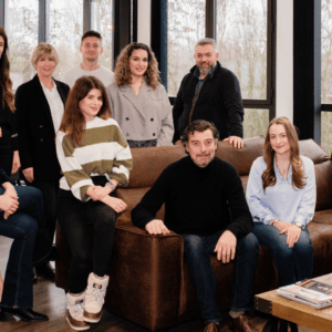 L'équipe Ewigo dans leur siège social.