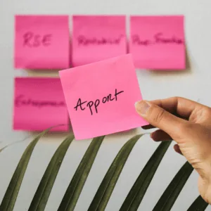 Post-it pour ouvrir franchise avec petit budget