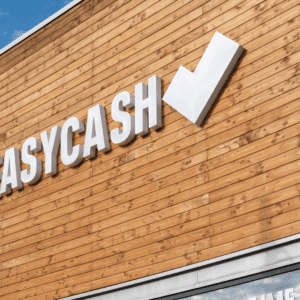 L'enseigne Easy Cash pour acheter et vendre au juste prix.