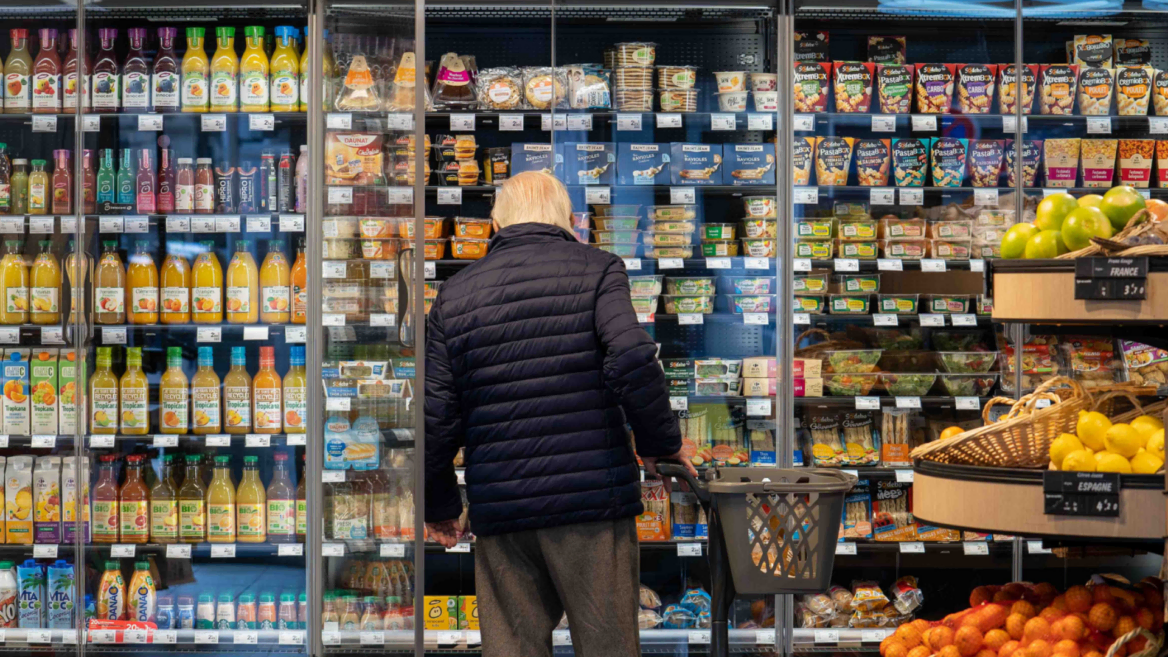 Les rayons d'un supermarché.