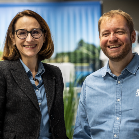 Miniature d'une Directrice des Ressources Humaines et Développement Franchise et d'un Responsable Développement Franchise chez Irrijardin