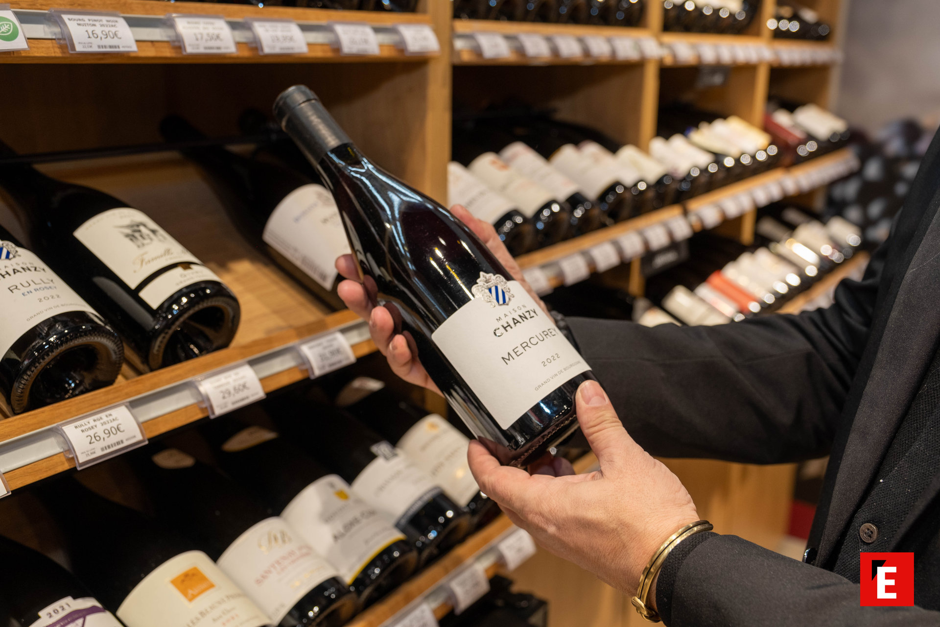 ouvrir une cave à vin en franchise