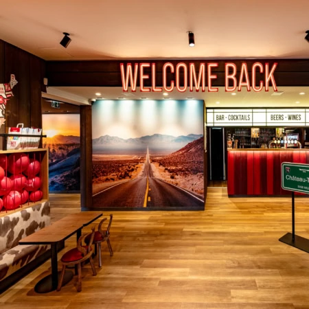 Intérieur d'un restaurant Buffalo Grill