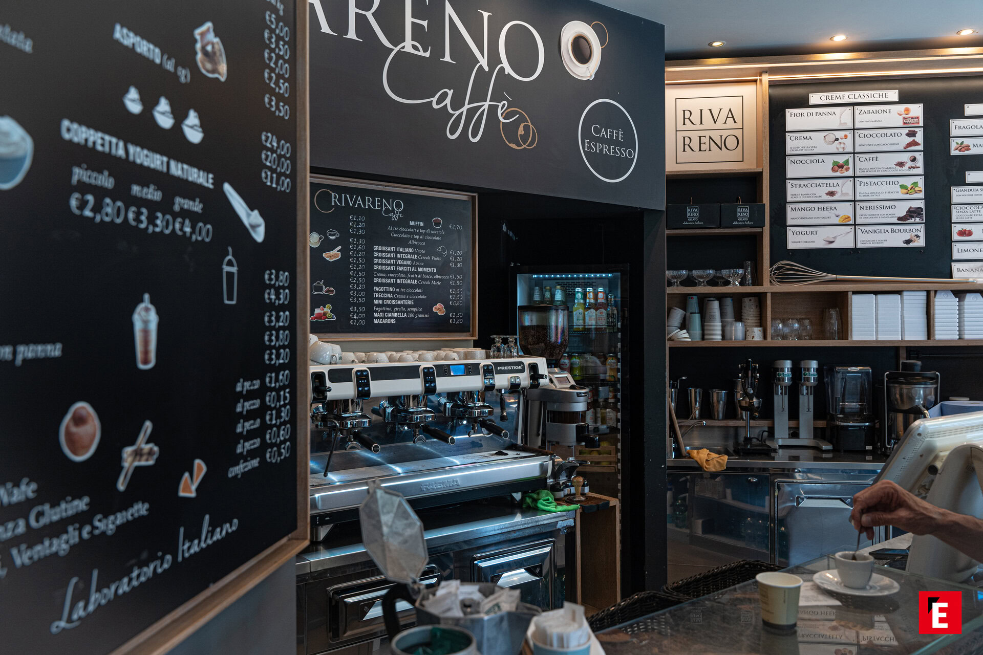 Franchising RivaReno 9 L'interno del ristorante Roma trieste