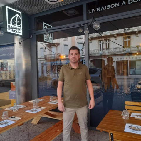 basilic co ouvre ses portes a roanne sous la direction danthony dubien