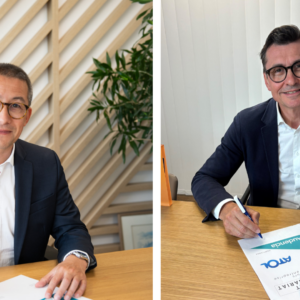 Les présidents d'Atol et d'Audencia signent un partenariat.
