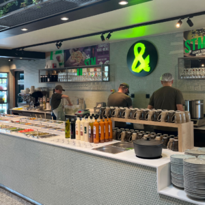 Resto, Corner, Street : trois concepts originaux adaptés à chaque franchisé Salad&Co