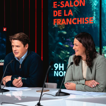 Plateau télé du e-salon de la franchise animé par Arthur de Choulot et Charlotte Toucas