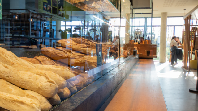 Comment la franchise Ange est devenue la première boulangerie équitable de France