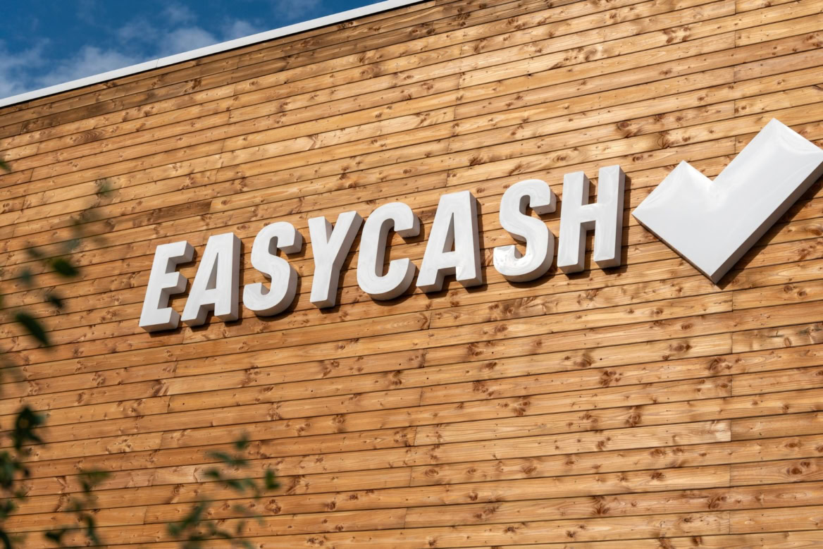 Devanture d'une boutique EasyCash