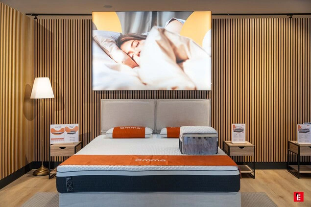 Emma Sleep 🇫🇷 13