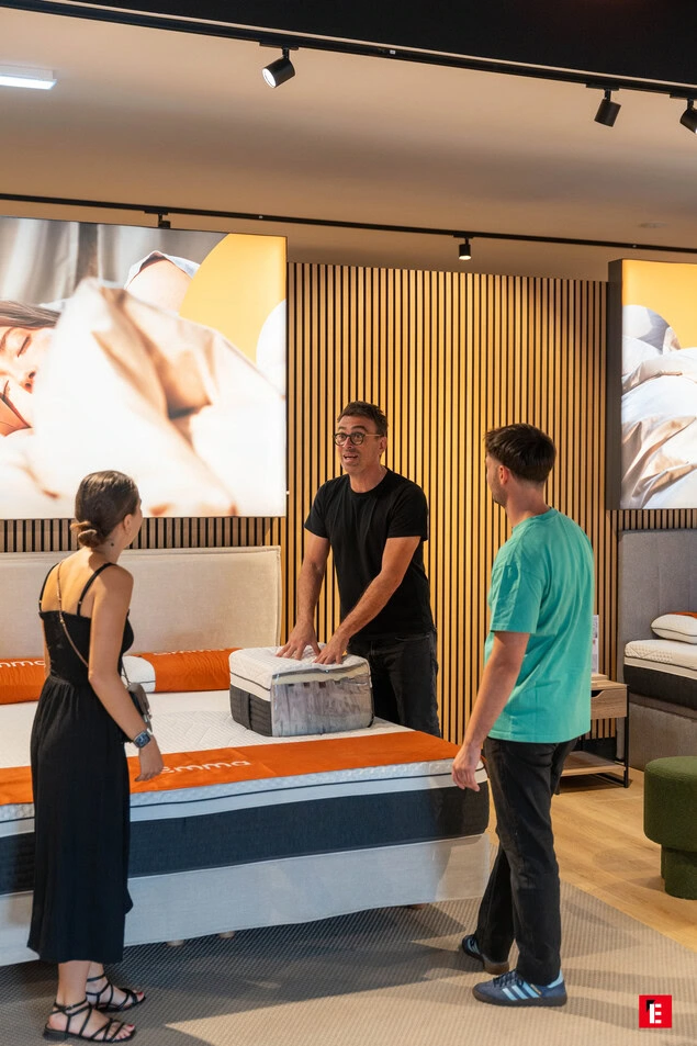 Emma Sleep 🇫🇷 16