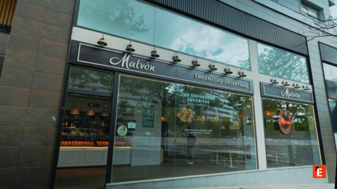 table vue de haut avec de la nourriture dessus