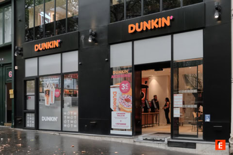 Devnture exterieure de Dunkin