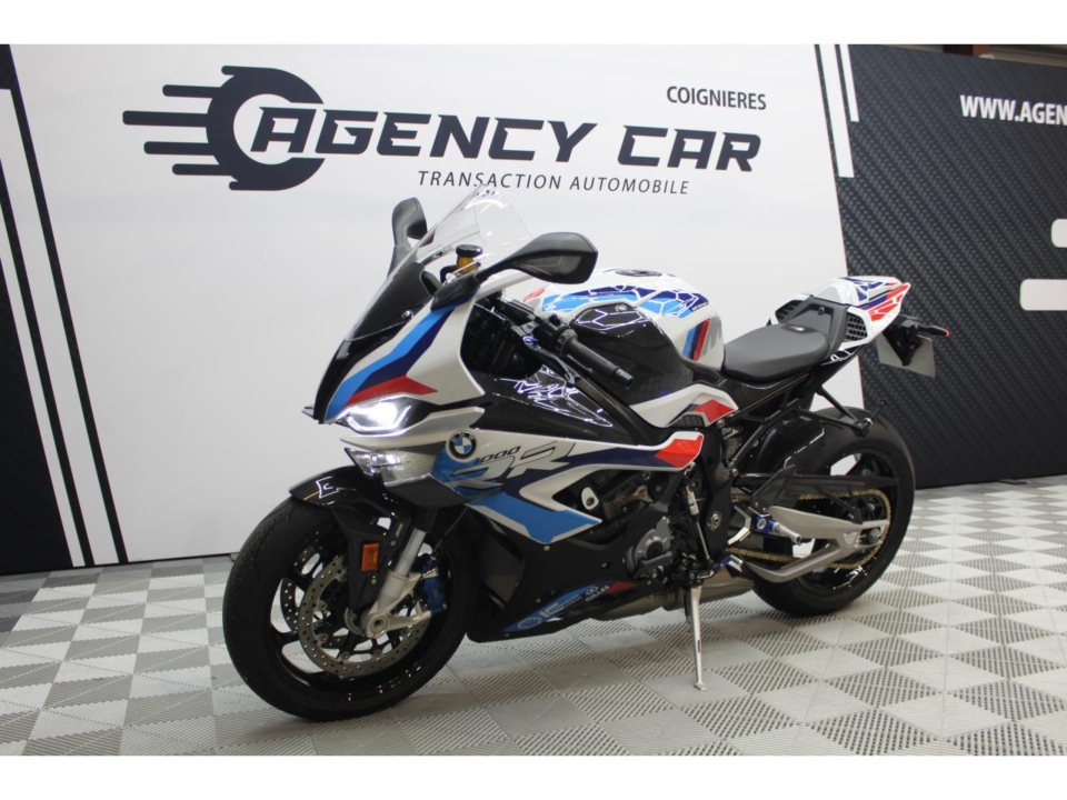 🏍️ Les motos entrent dans la course !