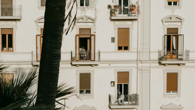 façade d'un immeuble