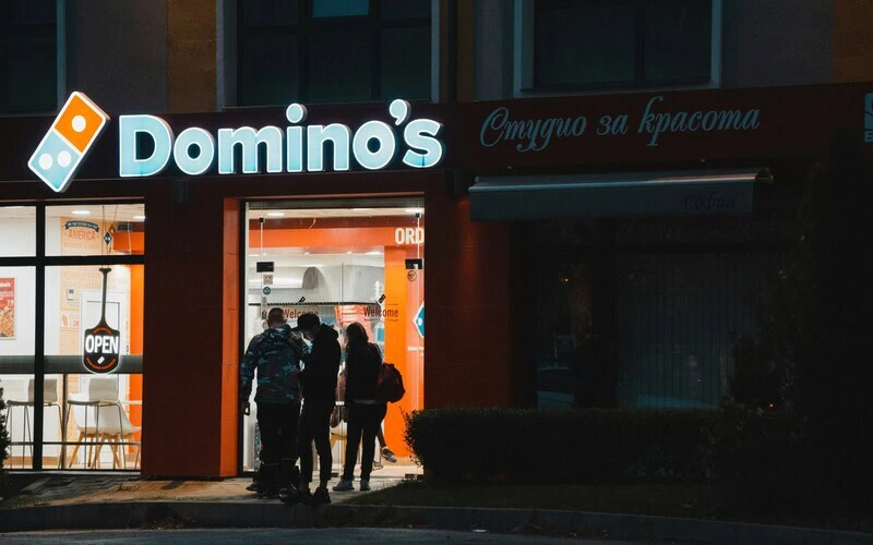 Devanture restaurant Domino's Pizza