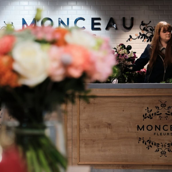 Comptoir Monceau fleurs boutique vendeuse