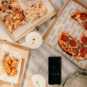 cajas de pizza abiertas