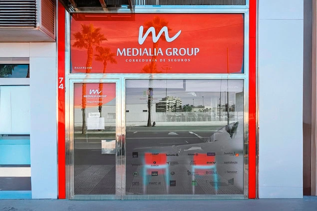 franquicia medialia group 13