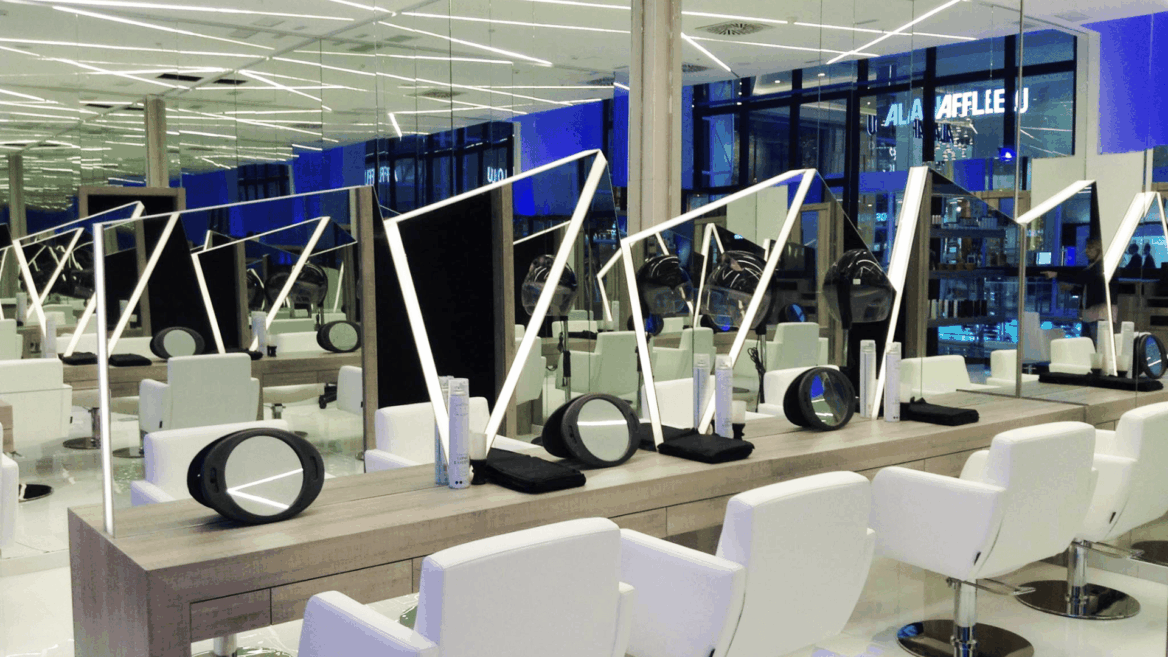 interior salón de peluquería