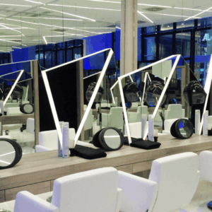 interior salón de peluquería