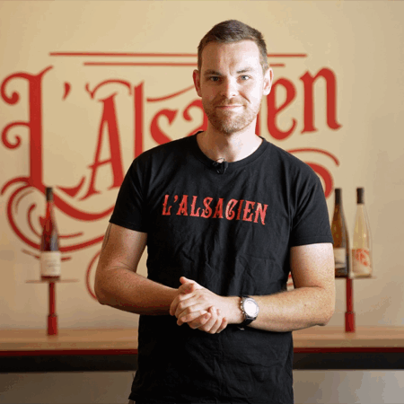 Loïc, franchisé chez l'alsacien posant pour son interview