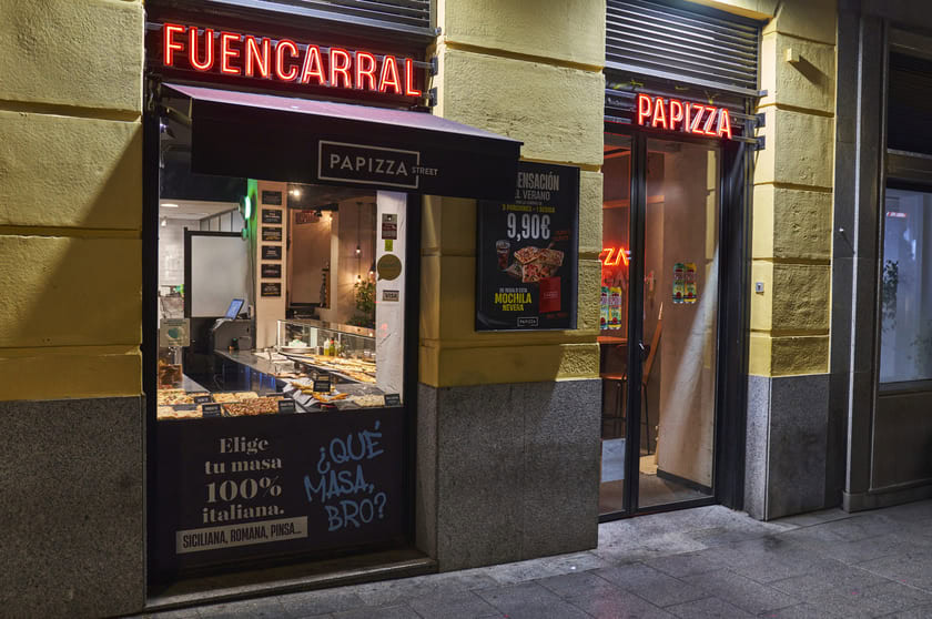 papizza exterior calle