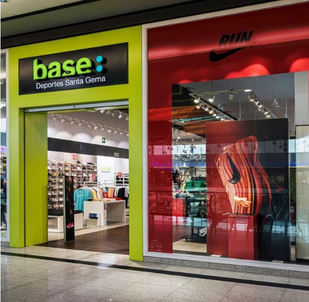 exterior tienda base