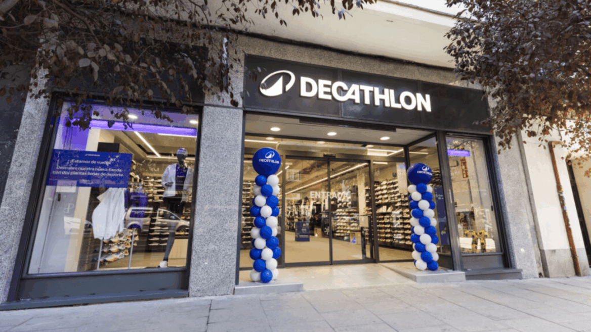 exterior tienda decathlon