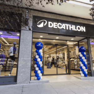 exterior tienda decathlon