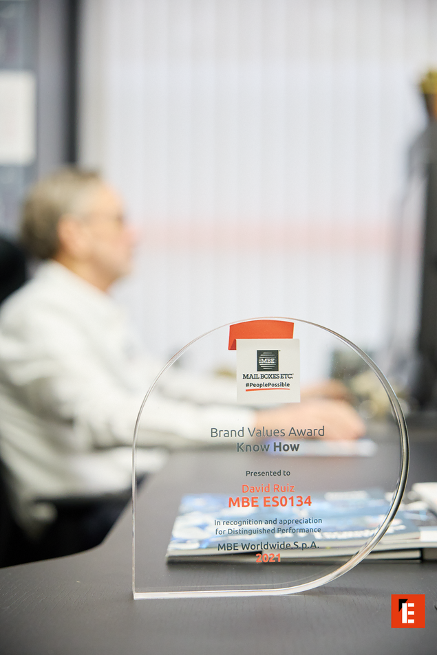 franquicia mail boxes etc. es 3