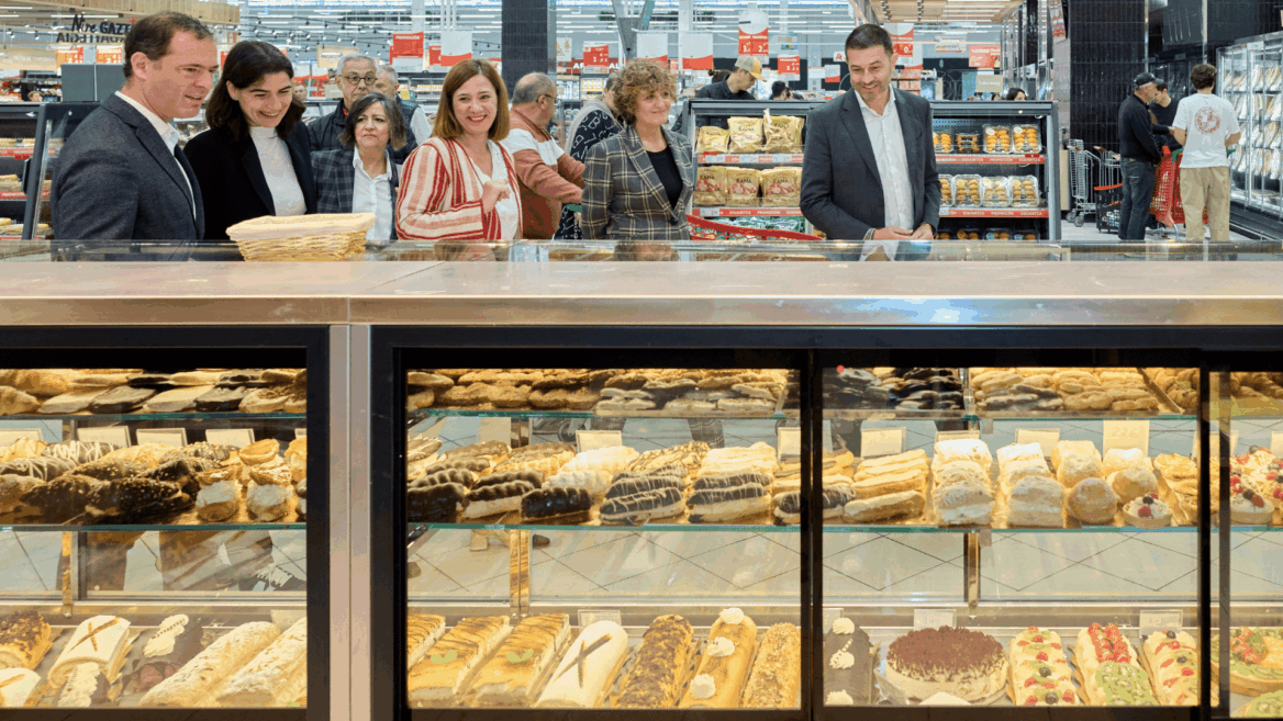 pasteles en tienda alcampo