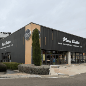 Bâtiment de la boulangerie Marie Blachère