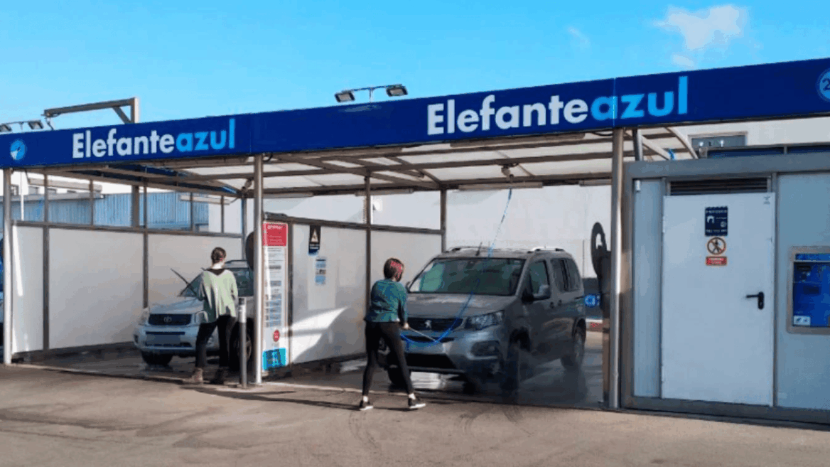 centros de lavado elefante azul