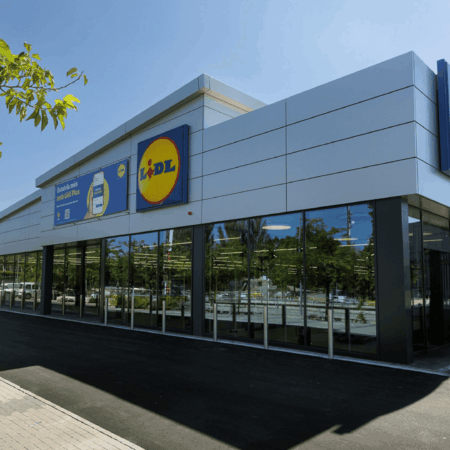 exterior lidl calle