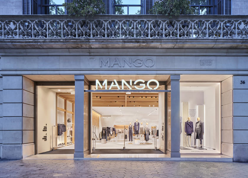 exterior tienda mango