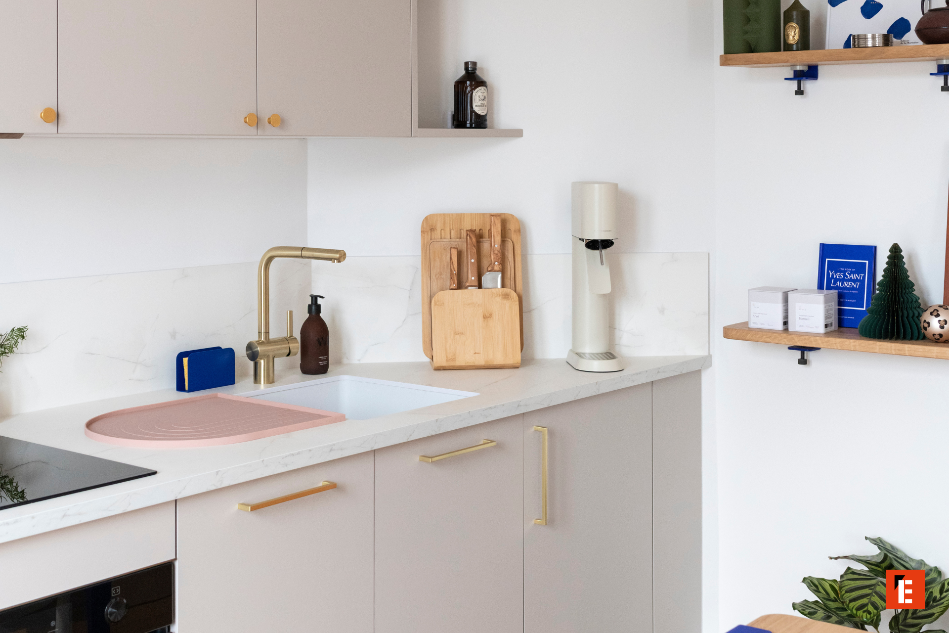 franchise little worker 9