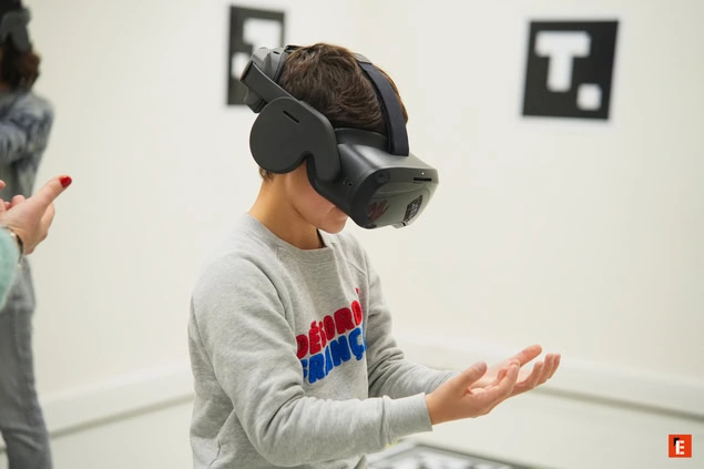 franchise sandora vr 12