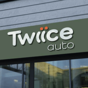 franchise twiice auto 1