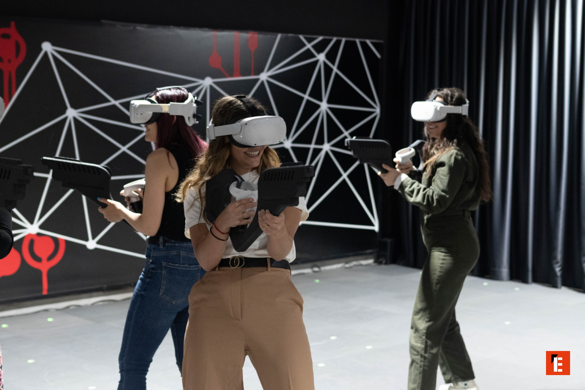 franquicia virtual revolution 8