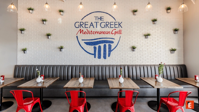 interior restaurante the great greek mesas y sillas