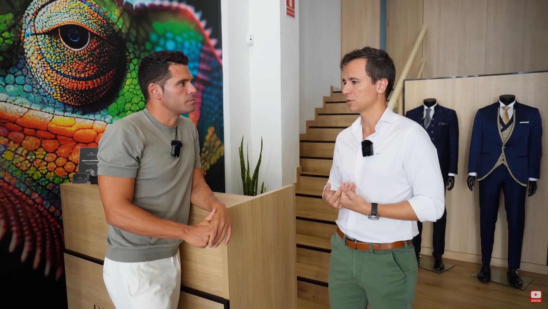 joel sastre la sastreria tradicional para mi esta obsoleta. este ano cerraremos por encima de 250.000 euros de facturacion. el traje mas barato sale a partir de 450 euros hasta 1.800 2