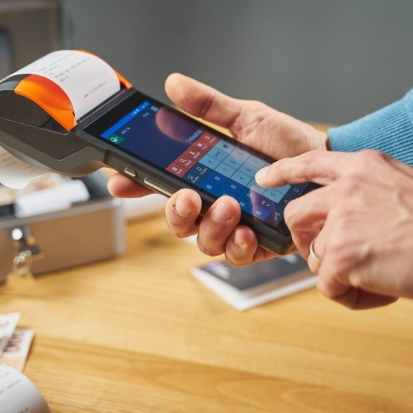 máquina que emite una factura