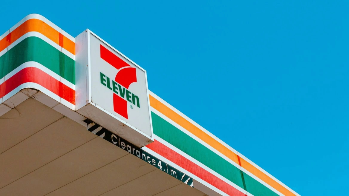 7 eleven josh chiodo unsplash